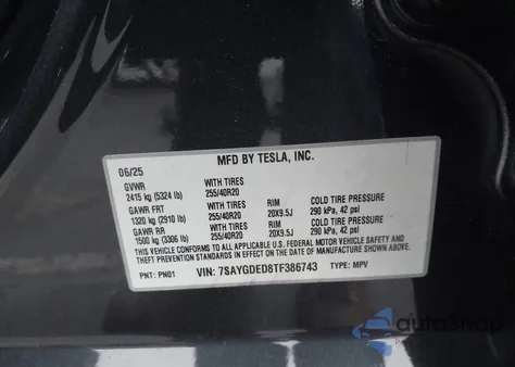 2026 Tesla Model Y Long Range Dual Motor All-Wheel Drive z USA, uszkodzony, nr VIN 7SAYGDED8TF386743
